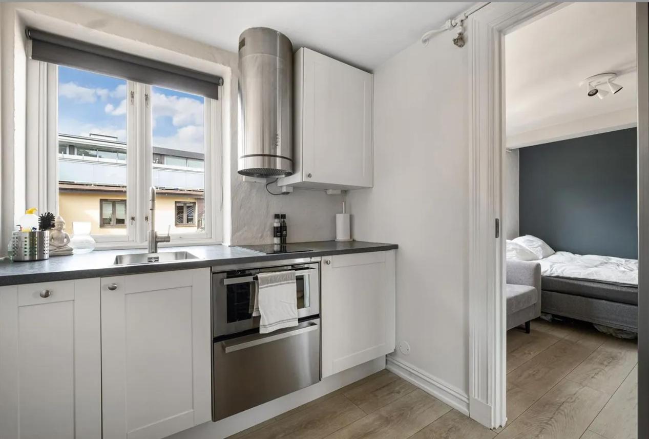 Penthouse By The Royal Park